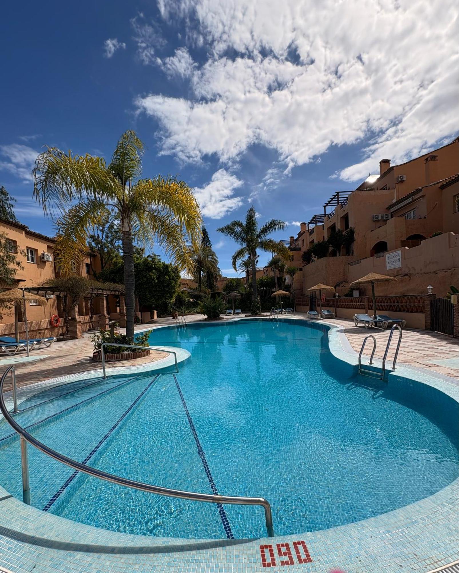 Riviera Del Sol Piscinas Playas Y Golf Appartamento *